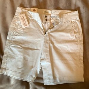 WOMENS MOUNTAIN KHAKIS SADIE BERMUDA SHORTS CLASSIC FIT